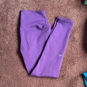 ALO Yoga Women’s Vibrant Purple Leggings